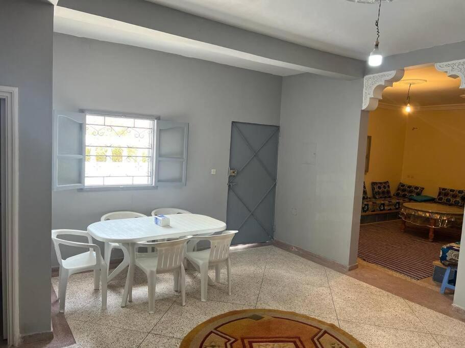 Beachside Bliss: Cozy Surf Villa 미를레프트 외부 사진